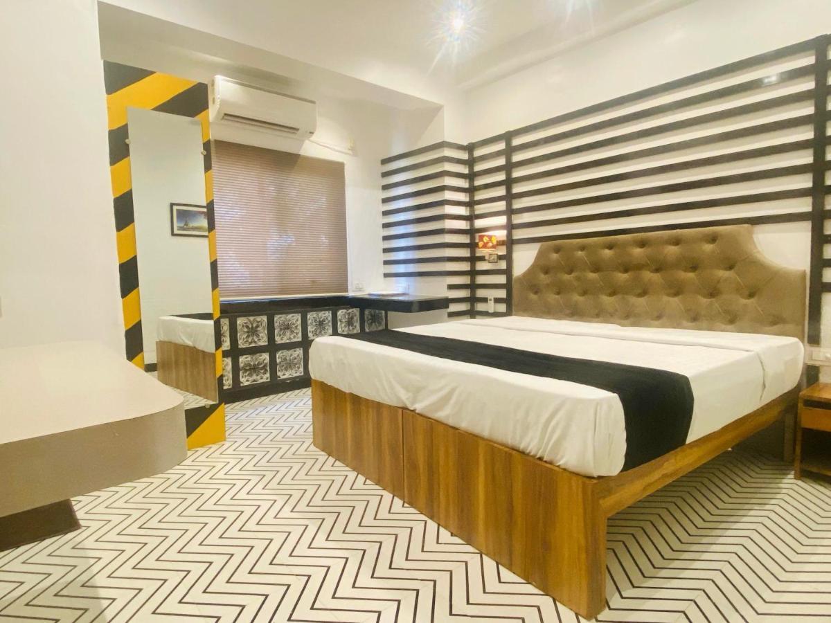 Itsy Hotels Banana Boutique Varanasi Bagian luar foto