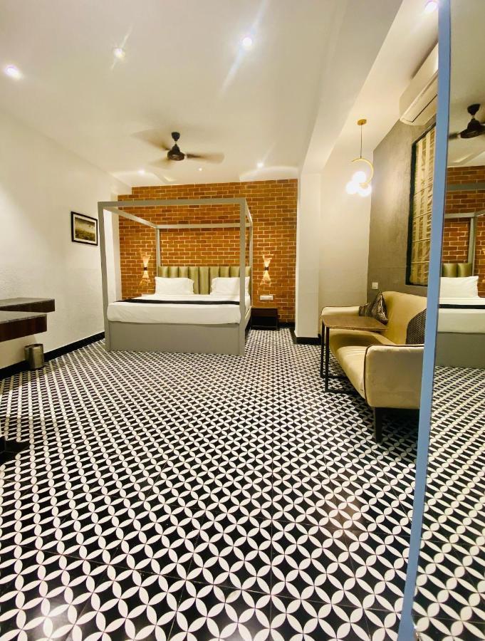 Itsy Hotels Banana Boutique Varanasi Bagian luar foto