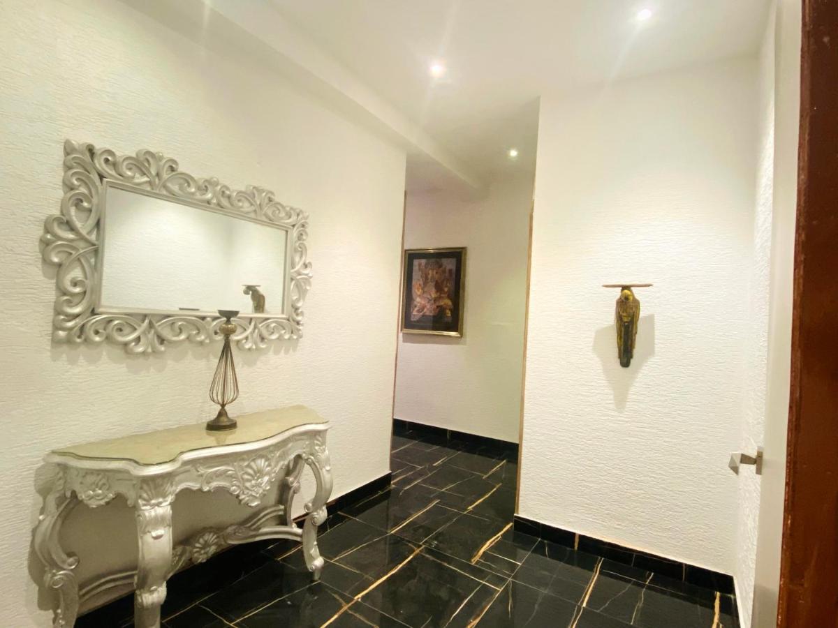 Itsy Hotels Banana Boutique Varanasi Bagian luar foto