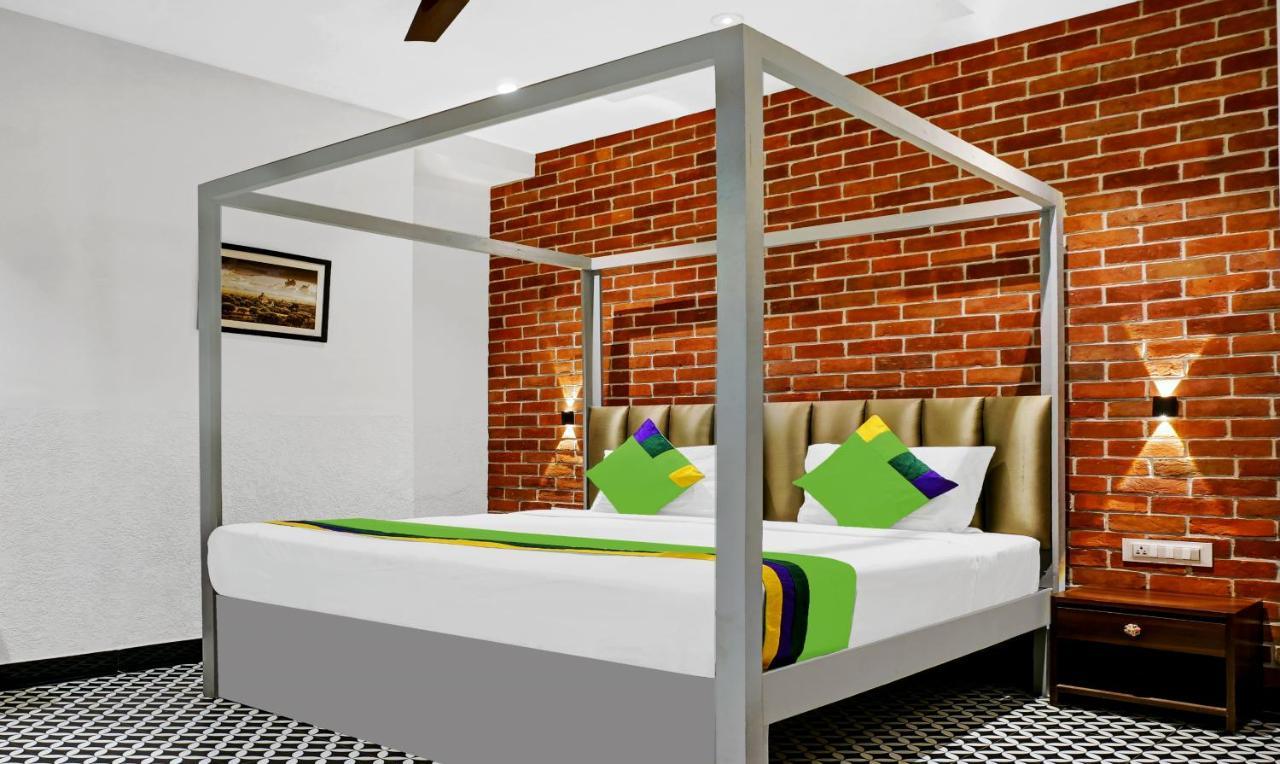 Itsy Hotels Banana Boutique Varanasi Bagian luar foto