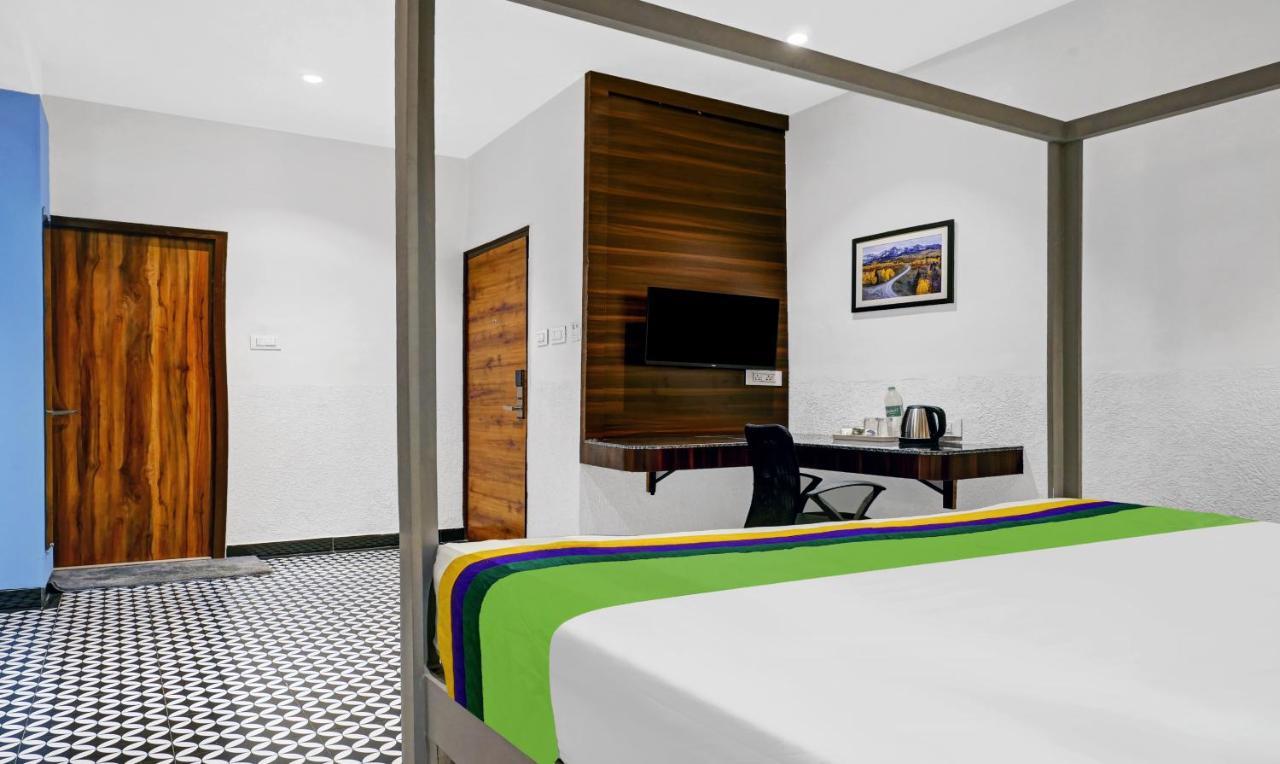 Itsy Hotels Banana Boutique Varanasi Bagian luar foto