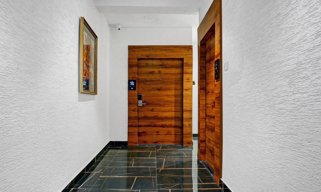 Itsy Hotels Banana Boutique Varanasi Bagian luar foto